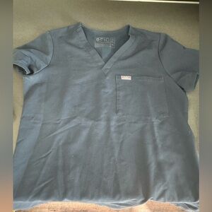 FIGS CATARINA SCRUB TOP